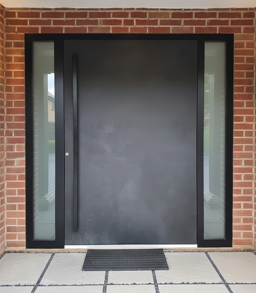 Со стёклами по бокам